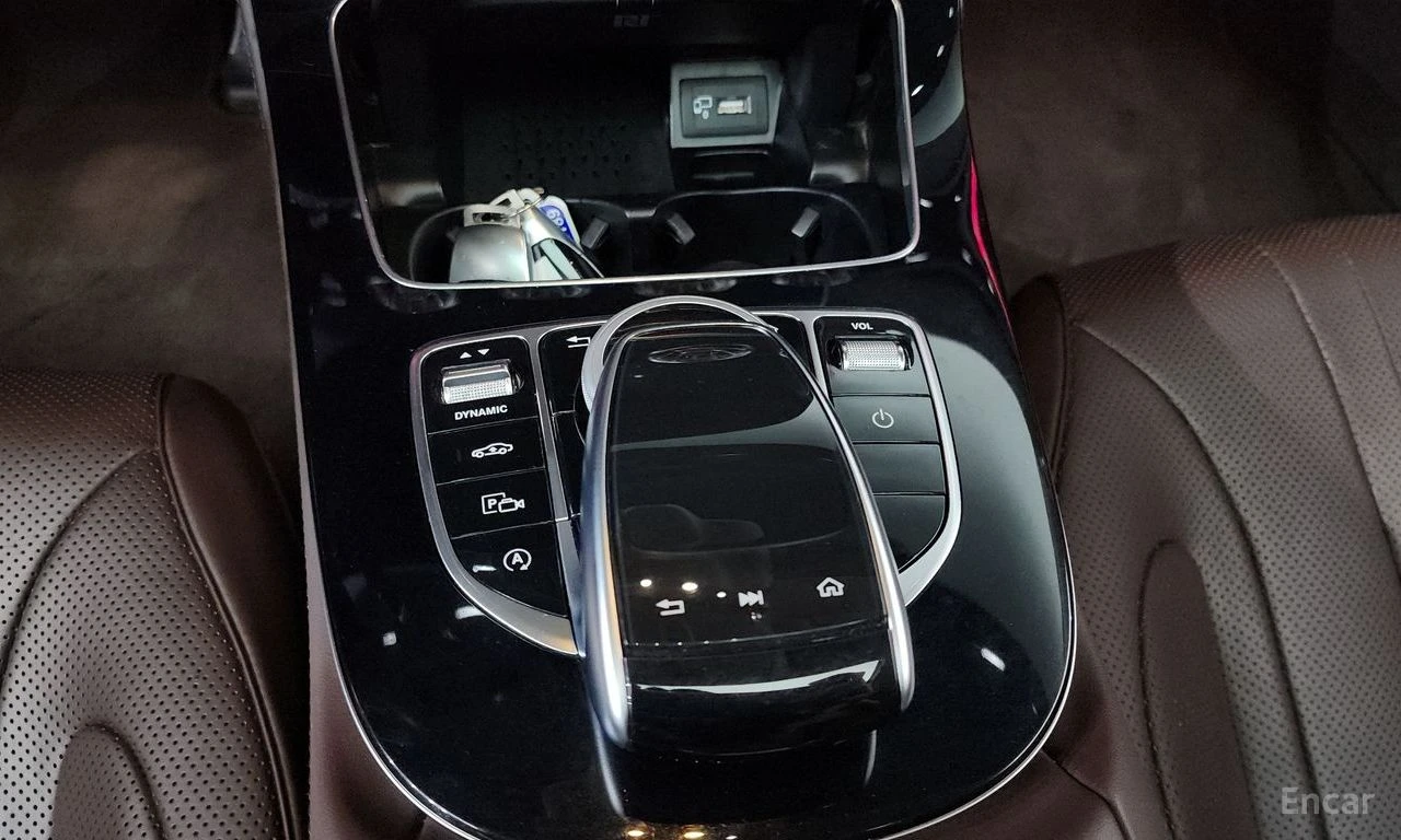 Mercedes-Benz CLS 450 4MATIC AMG PACK* BURMESTER* DISTRONIC* 360* ХЕДЪП*, снимка 12 - Автомобили и джипове - 54904128