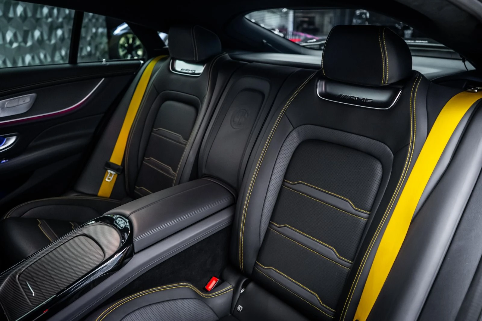 Mercedes-Benz GTS AMG+ 4-MATIC+ CARBON+ EDITION 1 | Mobile.bg � ����������� 6