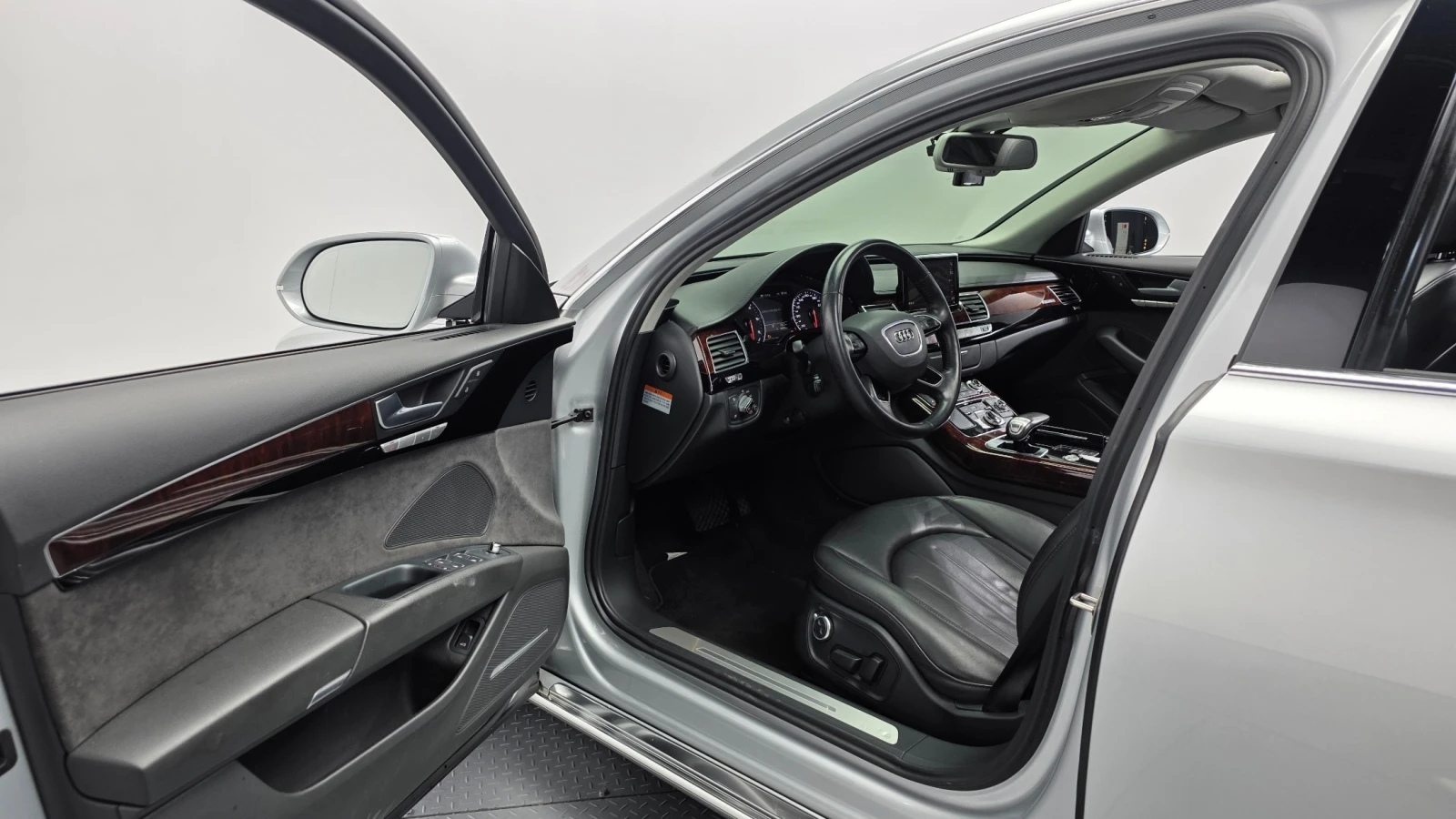 Audi A8 * DIS * MATRIX * КАМЕРА, снимка 11 - Автомобили и джипове - 55100499