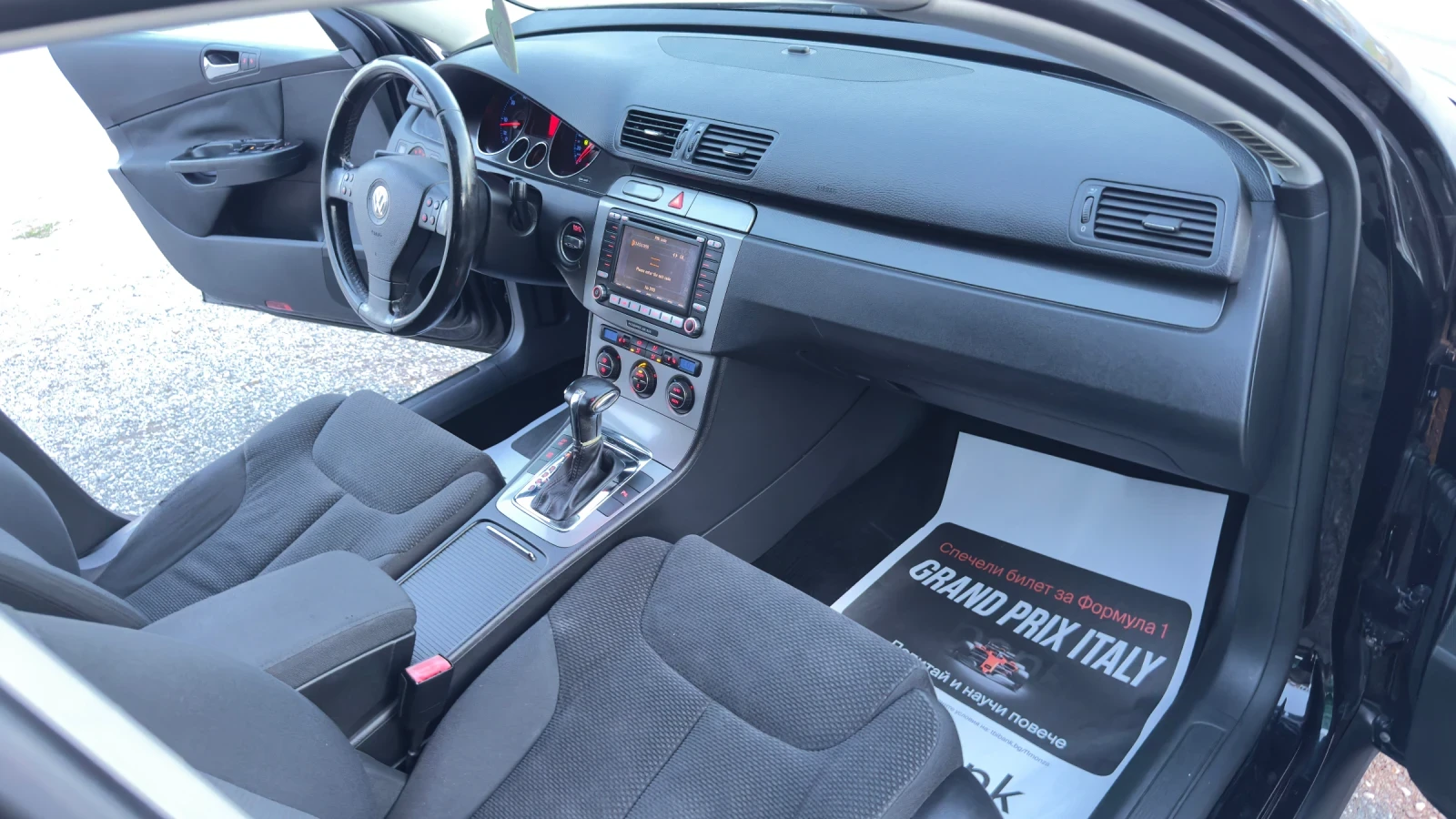 VW Passat 170К.С DSG, снимка 14 - Автомобили и джипове - 55303753