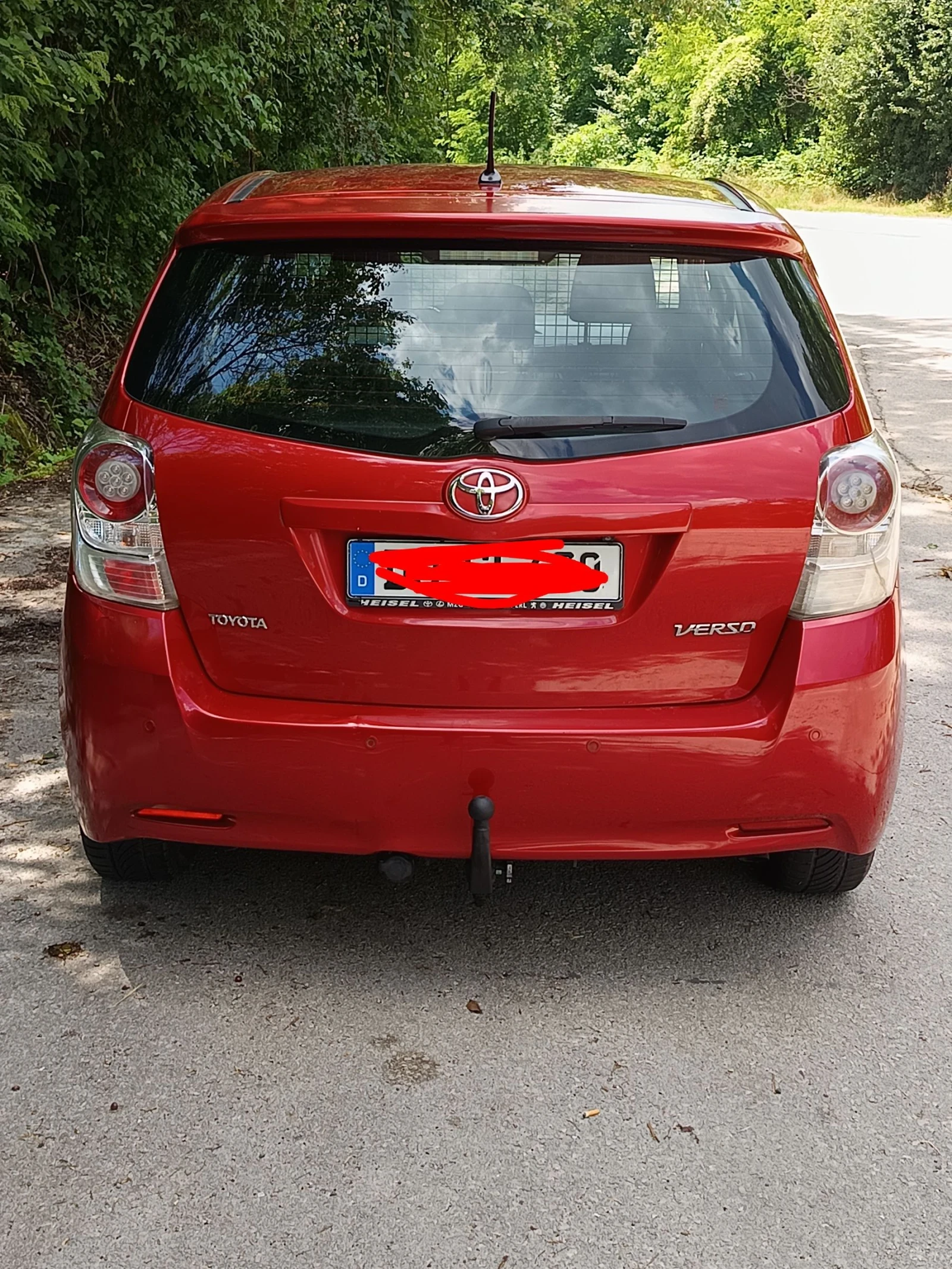 Toyota Verso 2.0  d4d, снимка 2 - Автомобили и джипове - 55330863