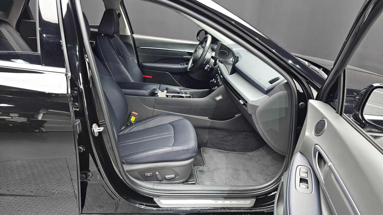 Hyundai Sonata 2.0 Exclusive | Adaptive Cruise | Ventilated Seats | Mobile.bg � ����������� 9