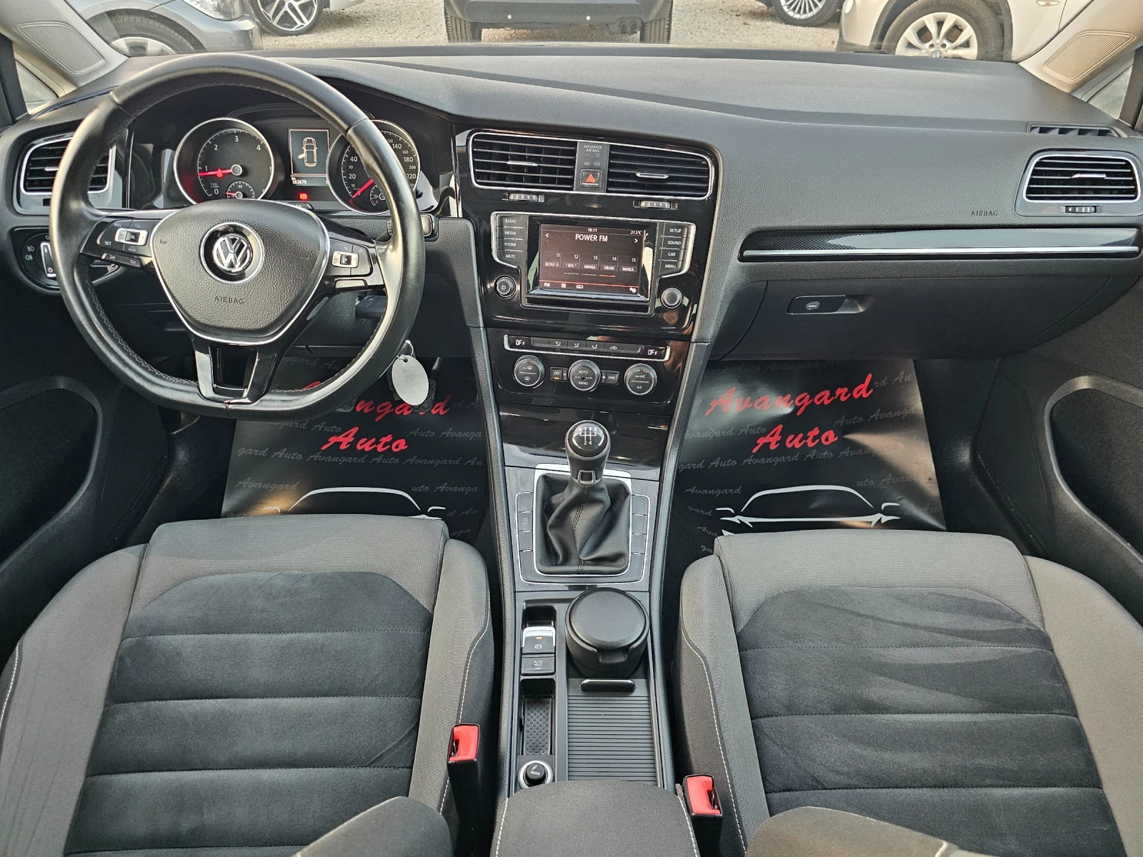 VW Golf 1.6TDI, 105к.с., снимка 7 - Автомобили и джипове - 55565947