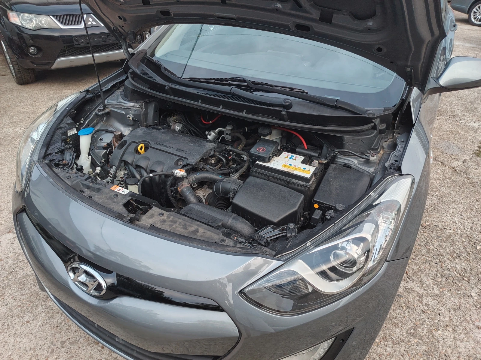 Hyundai I30 1.4 Blue drive, 6ck., снимка 16 - Автомобили и джипове - 55872622