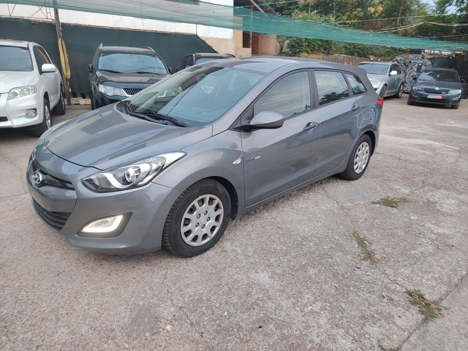 Hyundai I30 1.4 Blue drive, 6ck., снимка 3 - Автомобили и джипове - 55872622