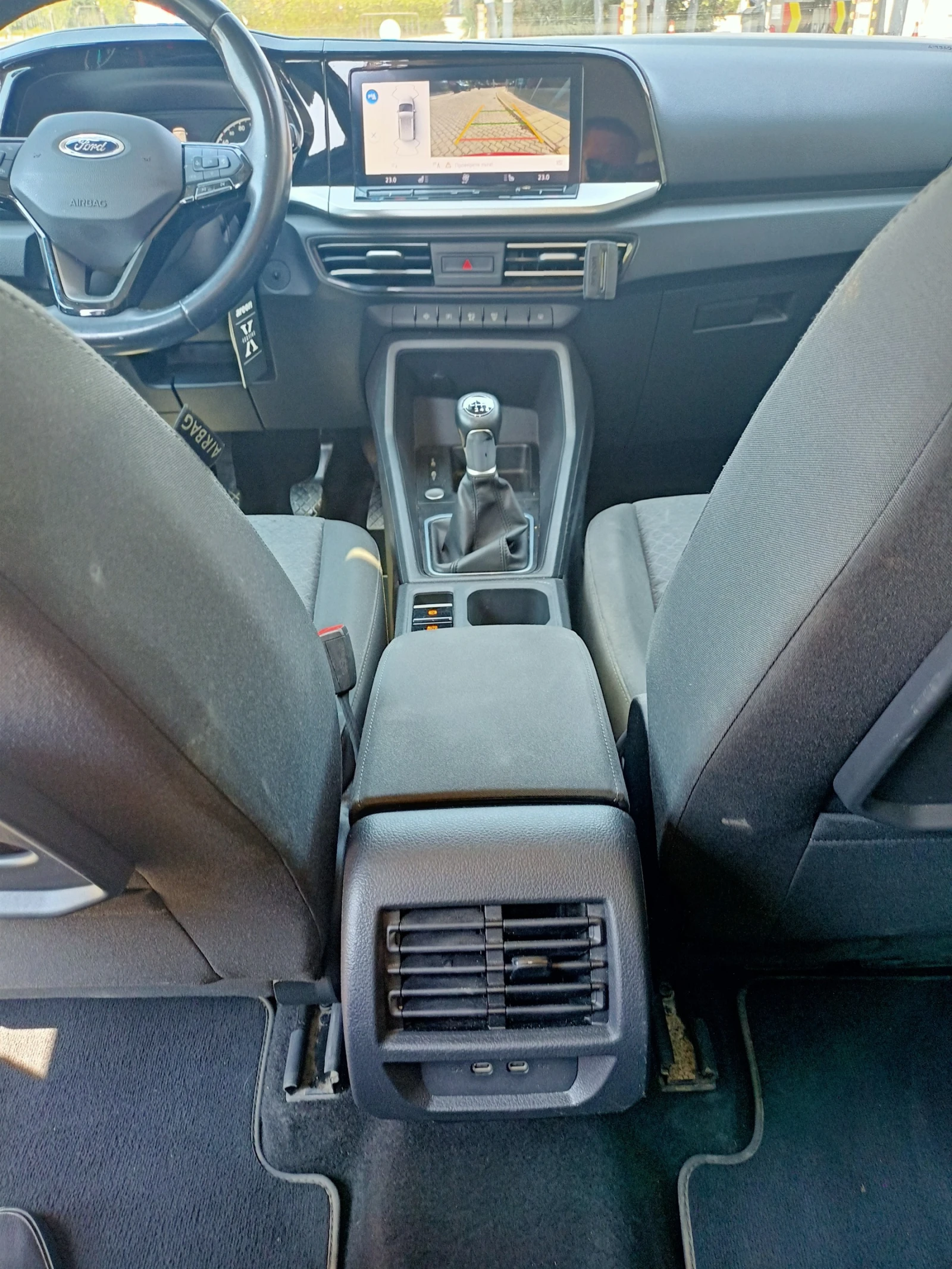 Ford Tourneo Connect 2.0D EcoBlue TITANIUM 4+ 1м, снимка 10 - Автомобили и джипове - 55895712