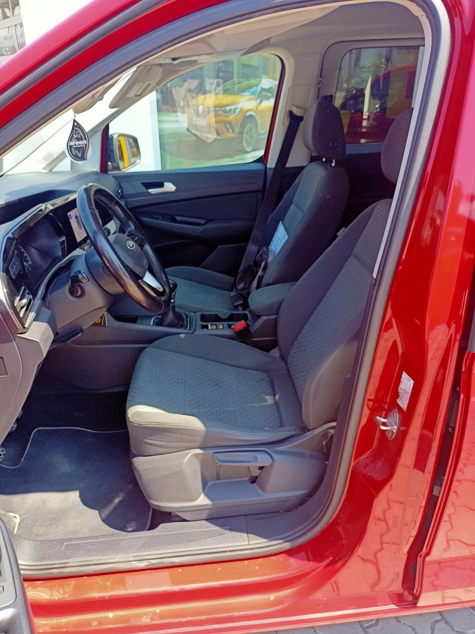 Ford Tourneo Connect 2.0D EcoBlue TITANIUM 4+ 1м, снимка 8 - Автомобили и джипове - 55895712