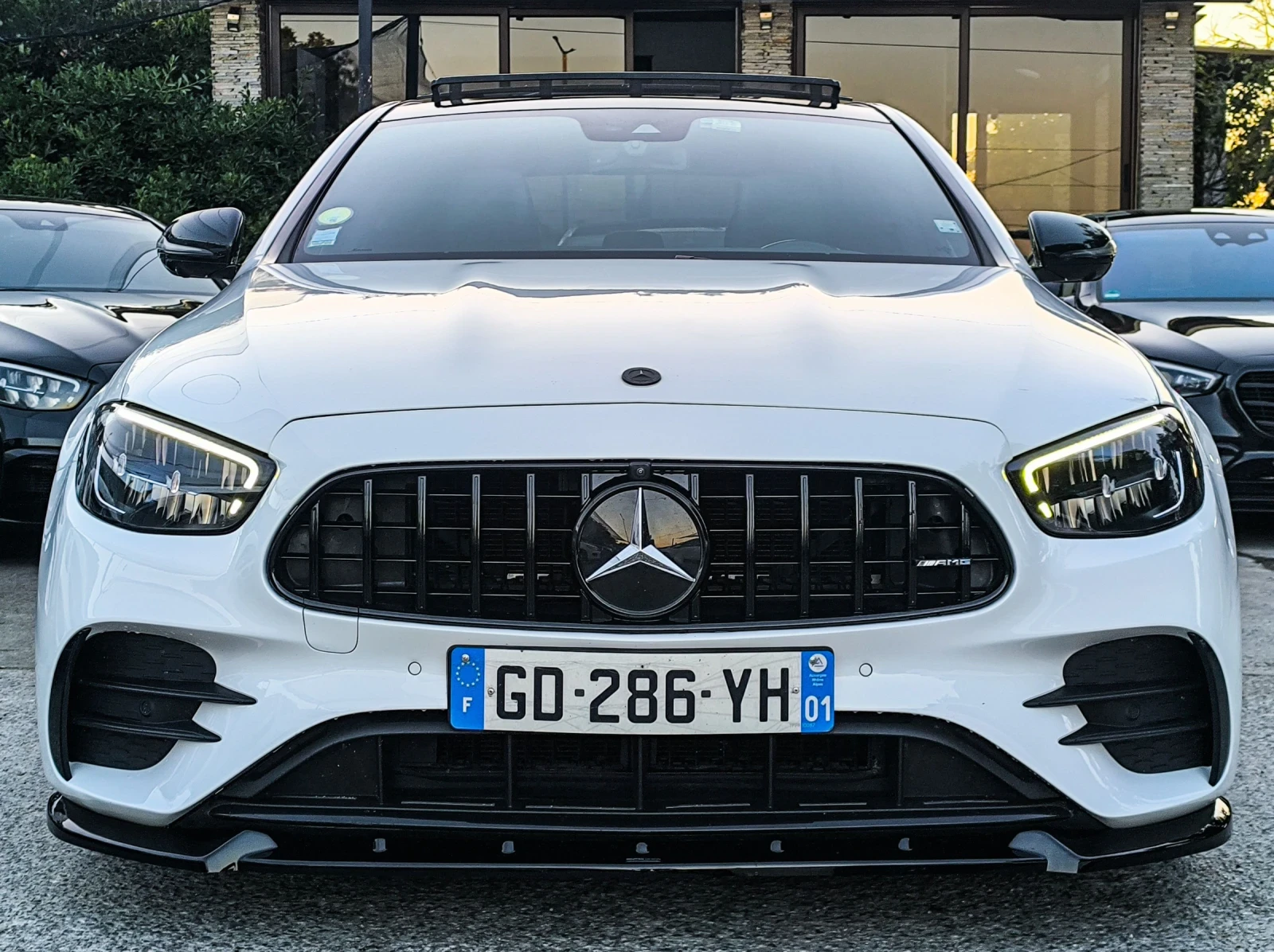 Mercedes-Benz E 220 D* AMG-LINE* ПАНОРАМА* FACELIFT, снимка 2 - Автомобили и джипове - 56120665