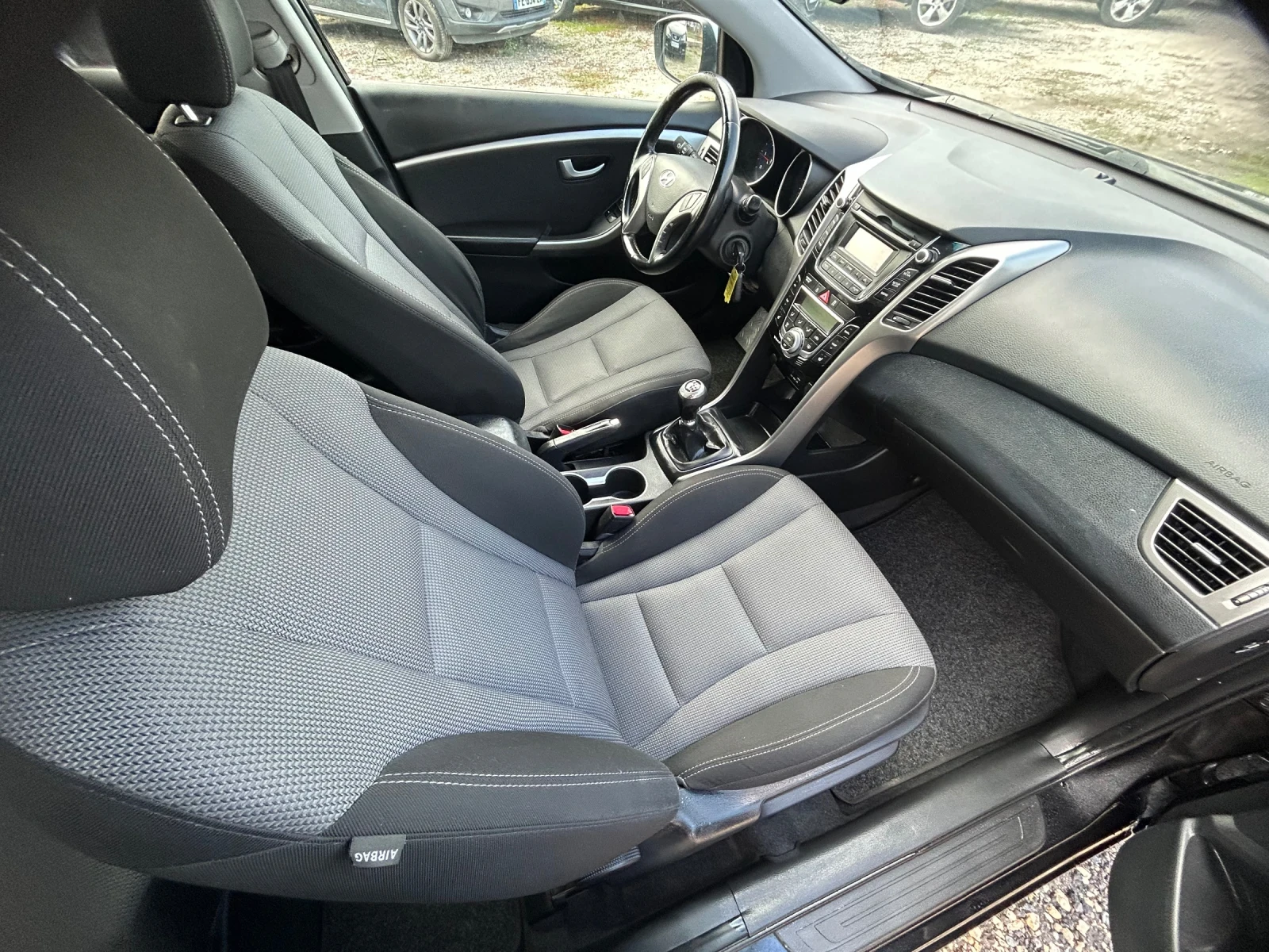 Hyundai I30 1.6CRDi/6 ��������/EURO5B/90K.C. | Mobile.bg � ����������� 11