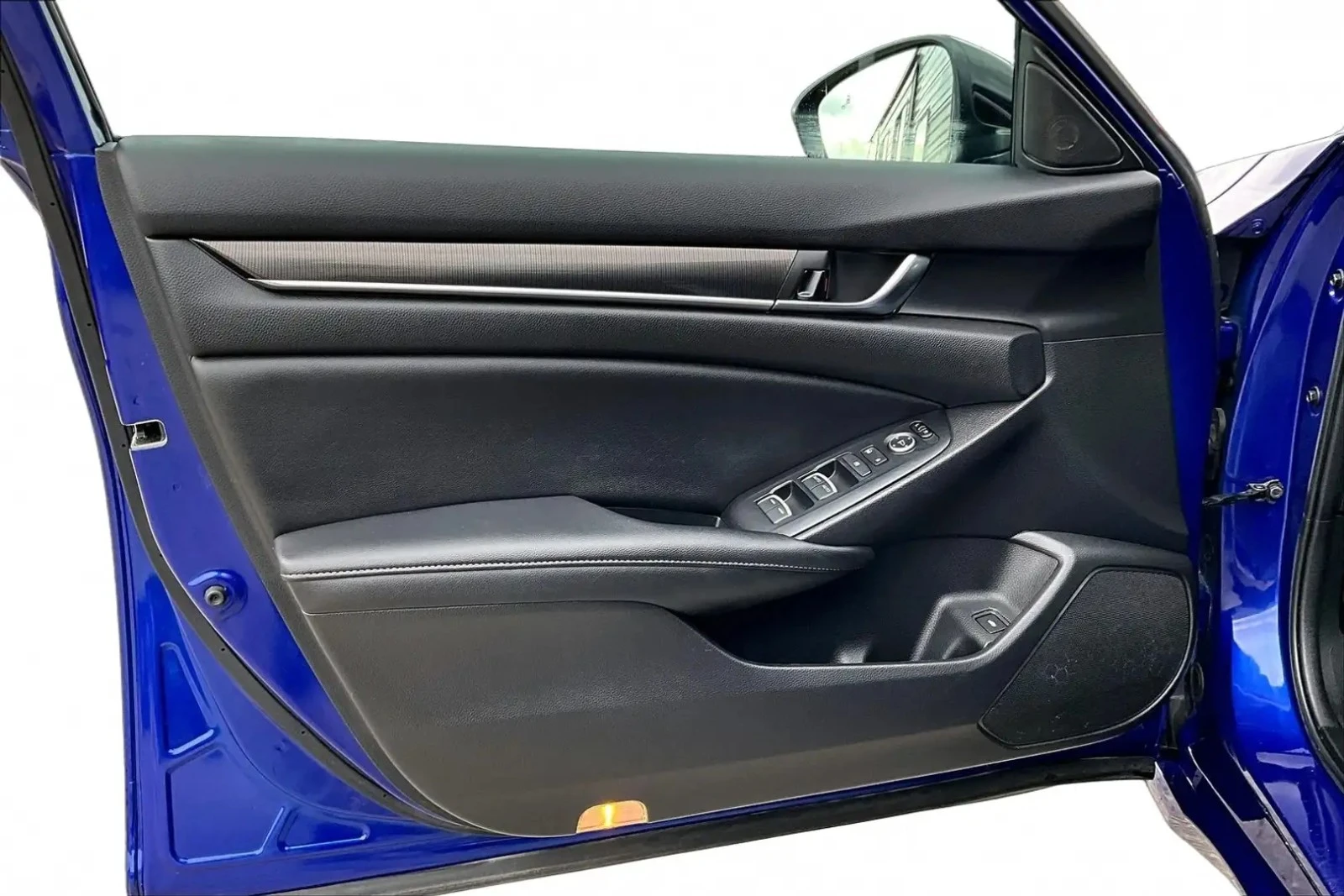 Honda Accord Camera* * Blindspot* * Distronic* * , снимка 16 - Автомобили и джипове - 56645484