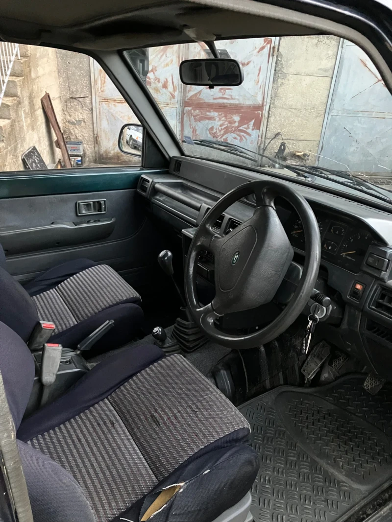 Daihatsu Feroza, снимка 9 - Автомобили и джипове - 47537887