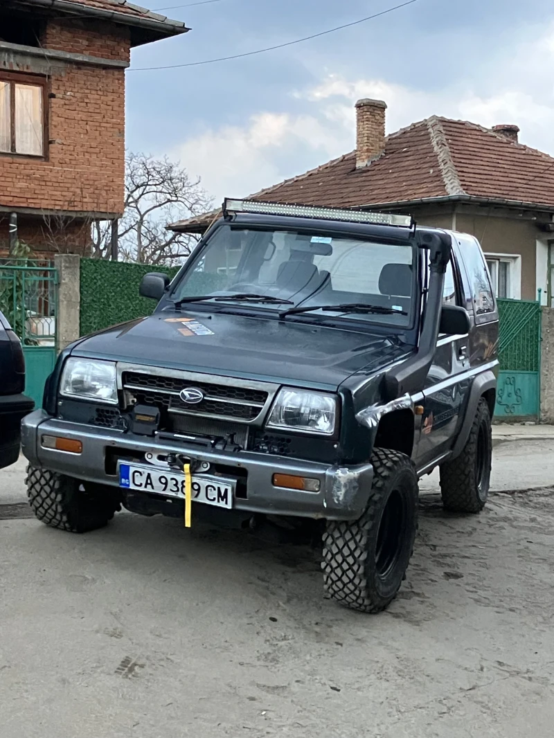 Daihatsu Feroza, снимка 12 - Автомобили и джипове - 47537887