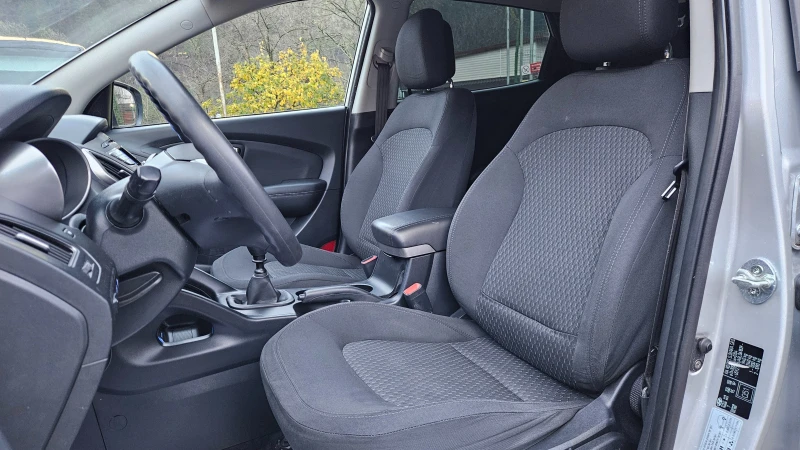 Hyundai IX35 1.7 Crdi 6skorost/Klima/Top sustoqnie, снимка 11 - Автомобили и джипове - 52605864