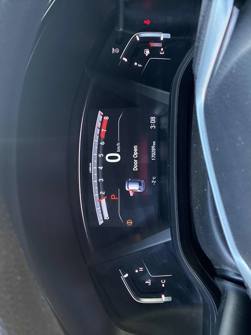 Honda Cr-v 1.5L 4cyl AWD, снимка 8 - Автомобили и джипове - 53264875