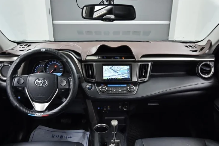 Toyota Rav4  - изображение 5