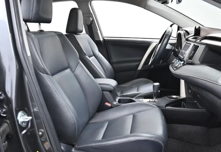 Toyota Rav4  - изображение 6