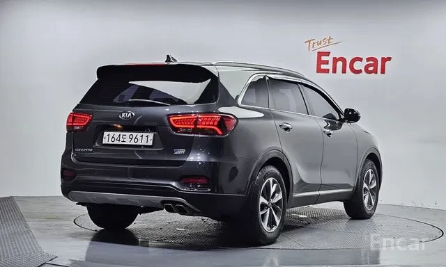 Kia Sorento The New 2.0 Diesel 4WD, снимка 2 - Автомобили и джипове - 54644893