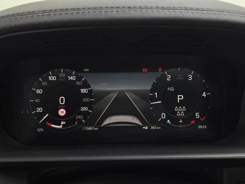 Land Rover Discovery 3.0 Automatic, снимка 12 - Автомобили и джипове - 55844420