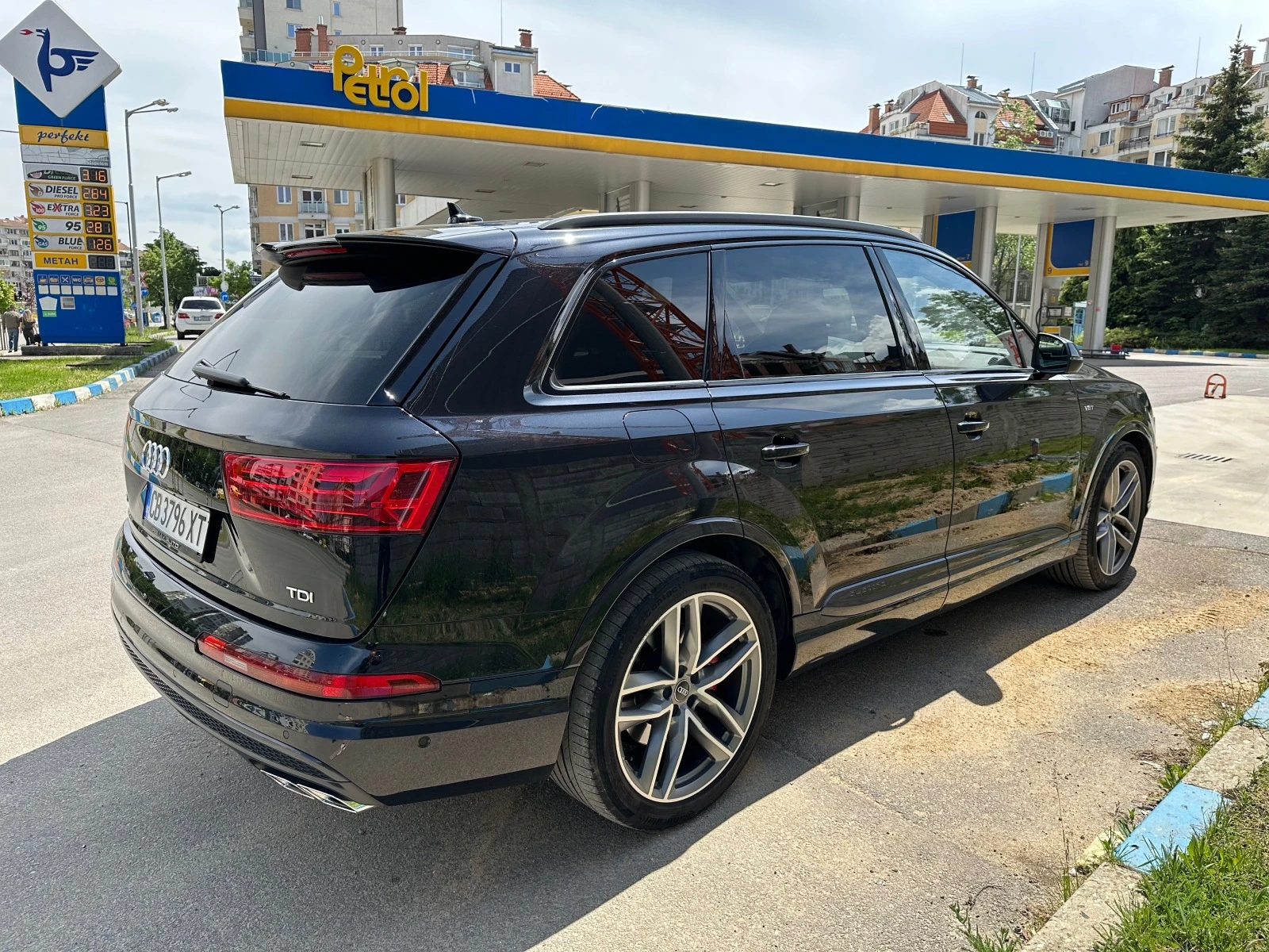 Audi SQ7 4.0 TDI * CARBON * HD MATRIX *  - изображение 4