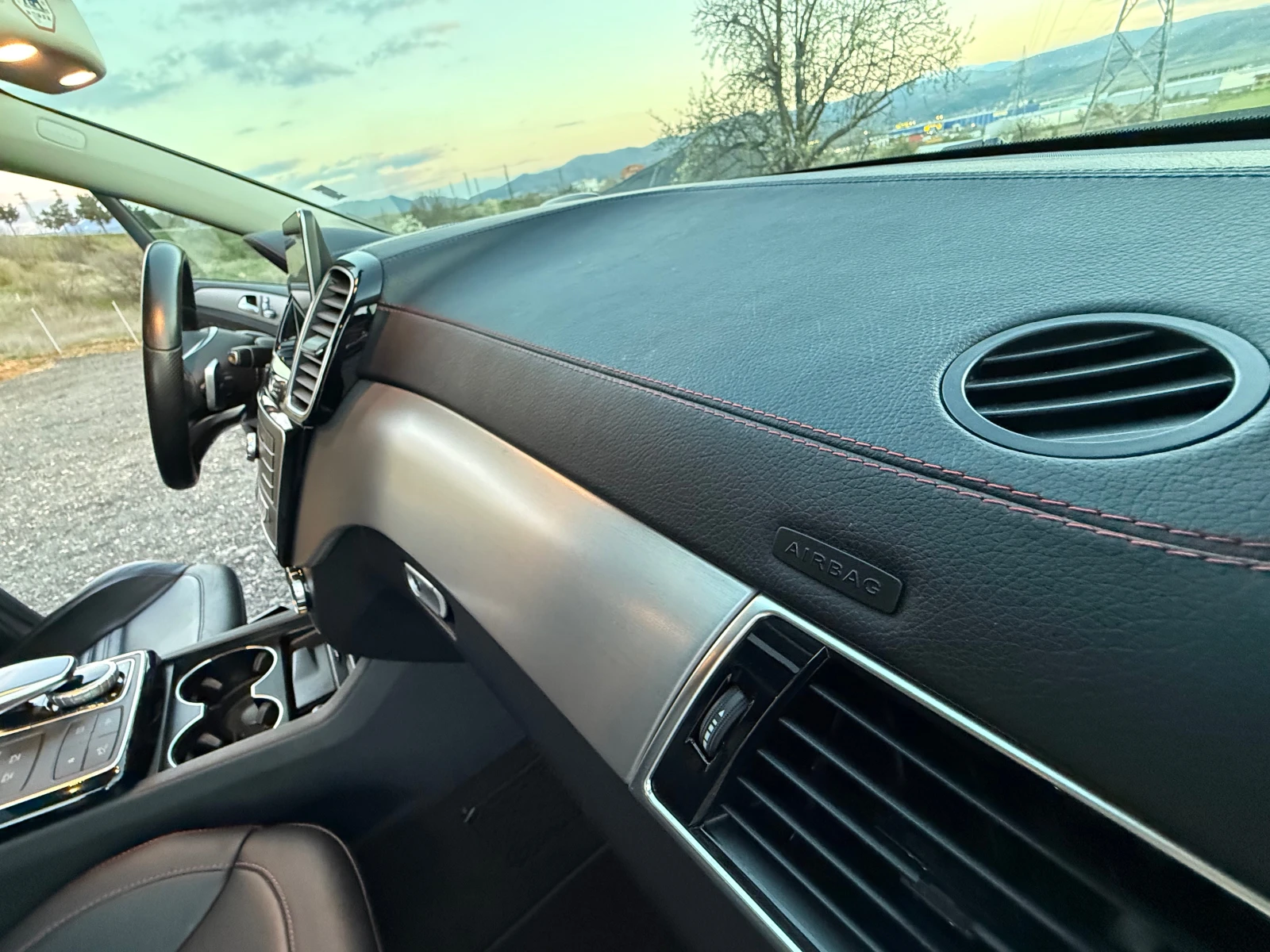 Mercedes-Benz GLE 350 3.5 AMG-line PREMIUM , снимка 8 - Автомобили и джипове - 52424148