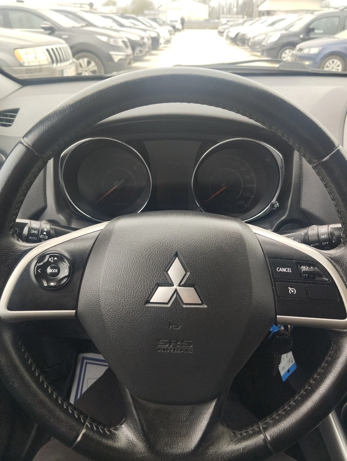 Mitsubishi ASX 13г 1.8 DI-D АВТОПИЛОТ КЛИМАТРОНИК ПОДГРЕВ, снимка 11 - Автомобили и джипове - 54164180