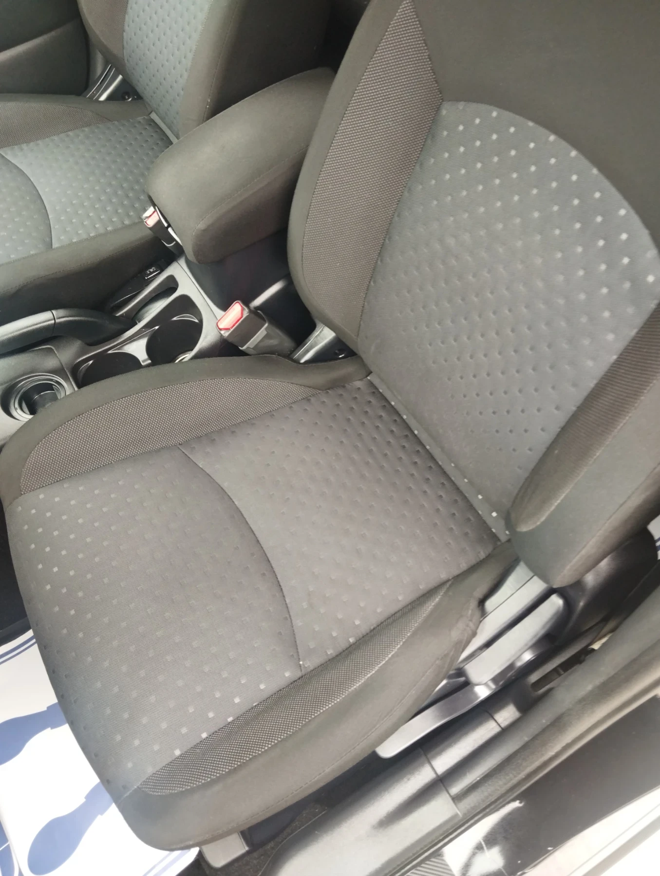 Mitsubishi ASX 13г 1.8 DI-D АВТОПИЛОТ КЛИМАТРОНИК ПОДГРЕВ, снимка 7 - Автомобили и джипове - 54164180