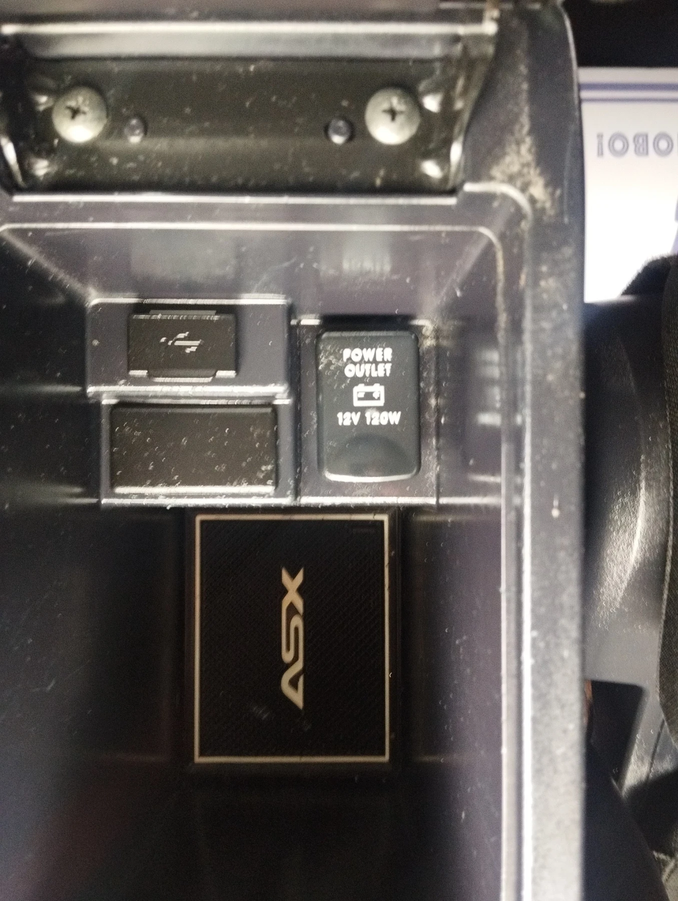 Mitsubishi ASX 13г 1.8 DI-D АВТОПИЛОТ КЛИМАТРОНИК ПОДГРЕВ, снимка 14 - Автомобили и джипове - 54164180