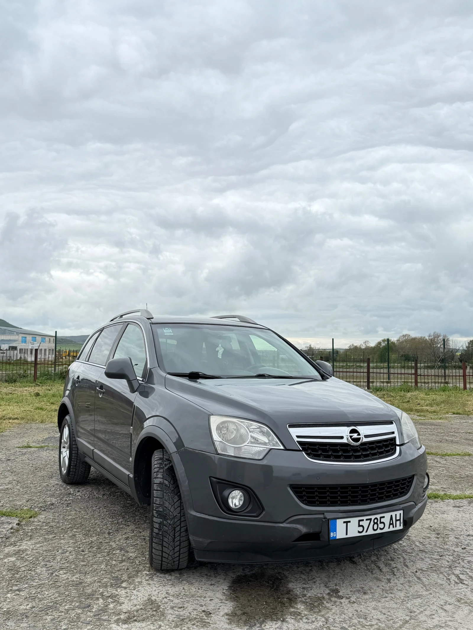 Opel Antara, снимка 2 - Автомобили и джипове - 54369257