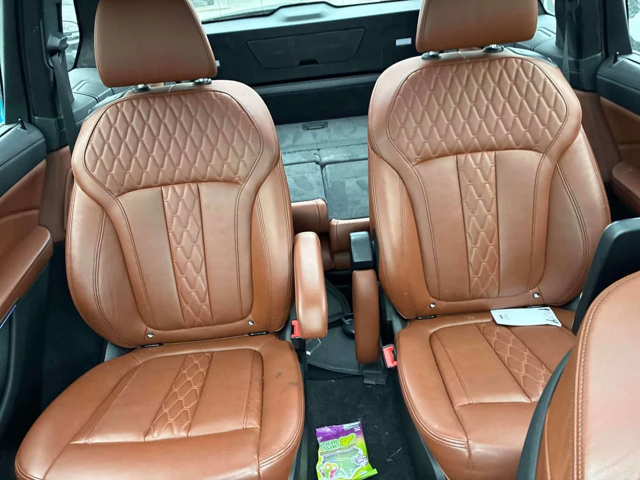 BMW X7 xDrive40i/LASER/ОБДУХВАНЕ/ПАНОРАМА/ДИСТРОНИК/360, снимка 10 - Автомобили и джипове - 54655731