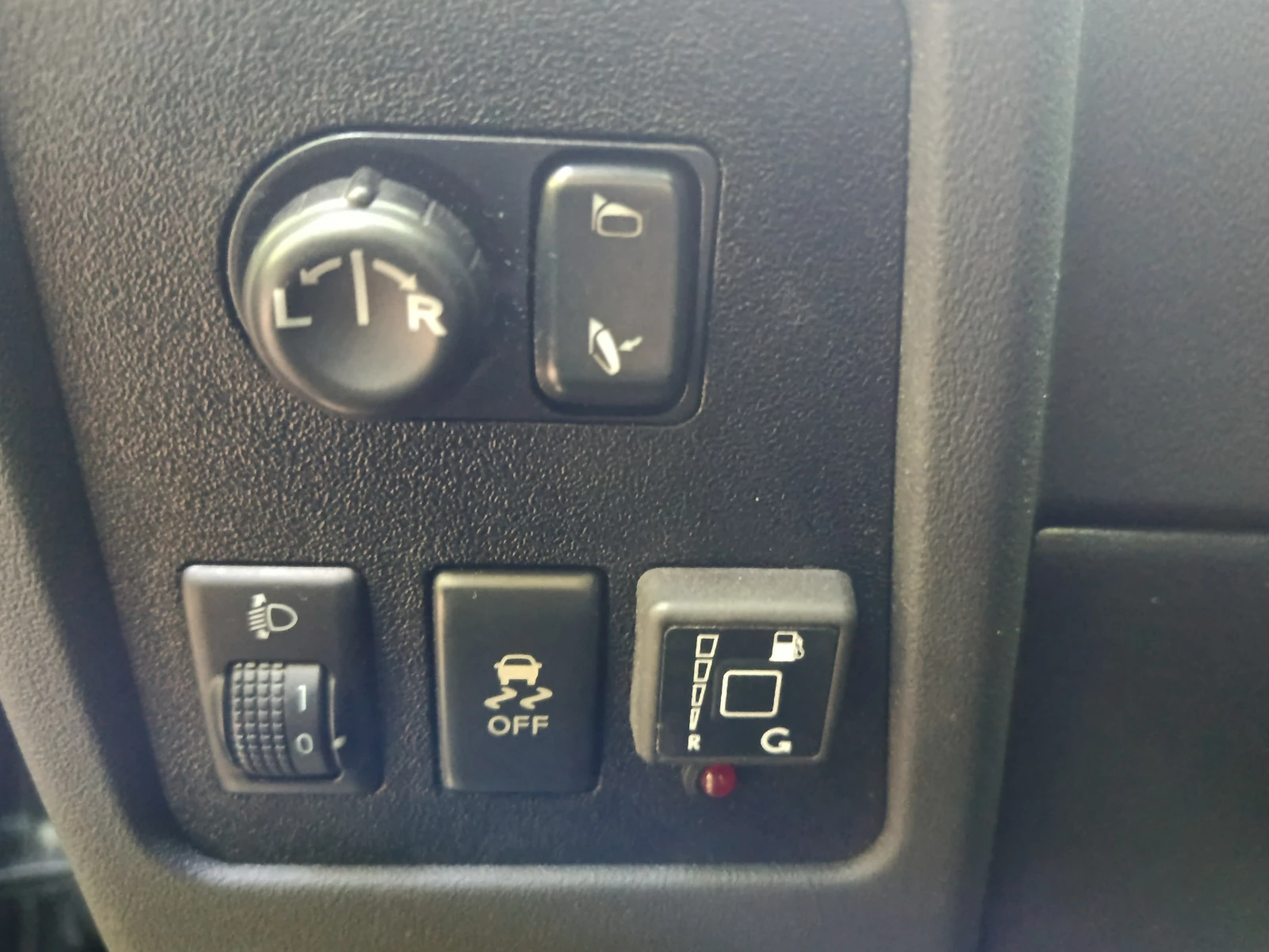 Nissan Qashqai Nissan Qashqai 2.0i LPG 4x4 , снимка 15 - Автомобили и джипове - 54793582