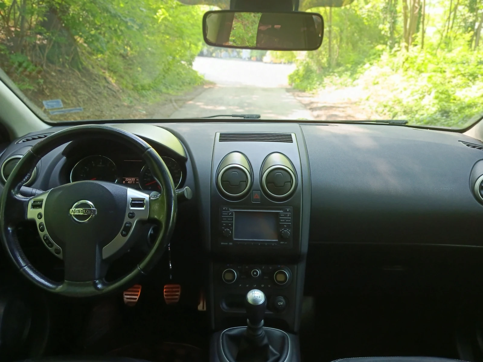 Nissan Qashqai Nissan Qashqai 2.0i LPG 4x4 , снимка 11 - Автомобили и джипове - 54793582