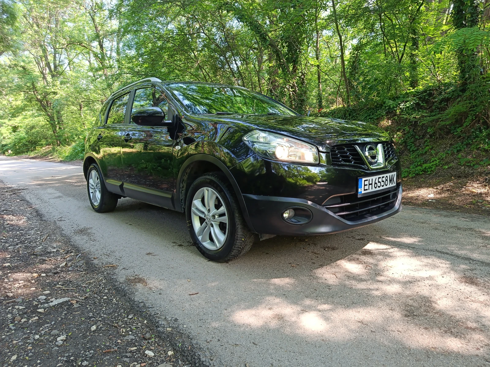 Nissan Qashqai Nissan Qashqai 2.0i LPG 4x4 , снимка 2 - Автомобили и джипове - 54793582