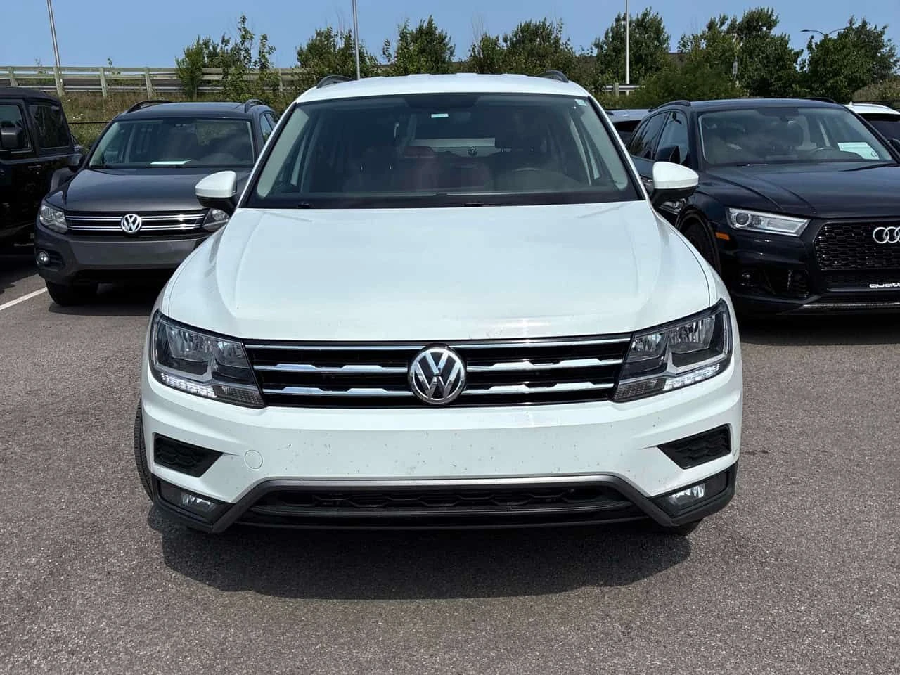 VW Tiguan * 4MOTION * CARFAX * ОТ ПРЕДСТАВИТЕЛСТВО НА VW, снимка 5 - Автомобили и джипове - 55459806