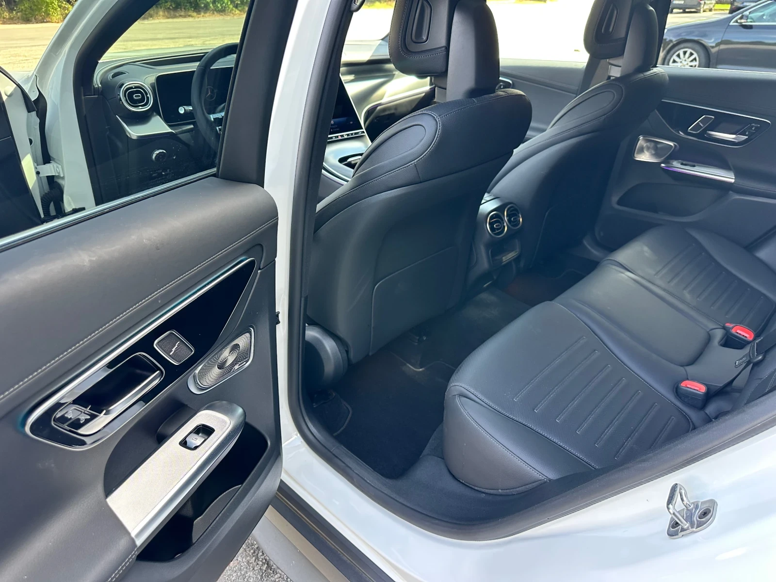 Mercedes-Benz GLC 300 Coupe AMG line 8000км FullMax, снимка 9 - Автомобили и джипове - 56249930
