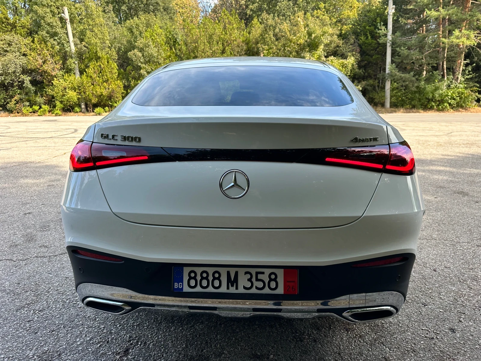 Mercedes-Benz GLC 300 Coupe AMG line 8000км FullMax, снимка 2 - Автомобили и джипове - 56249930