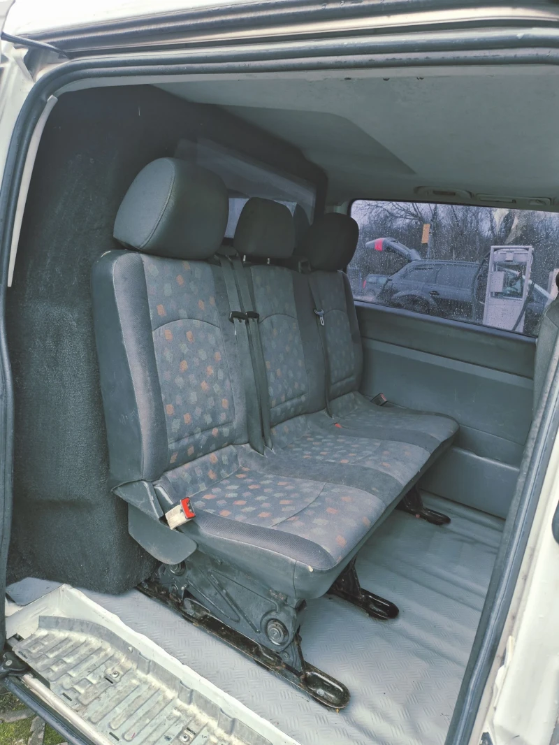 Mercedes-Benz Vito  LONG 2.2 CDI  2011  товарен 4+ 1 климатик, снимка 11 - Бусове и автобуси - 53302356
