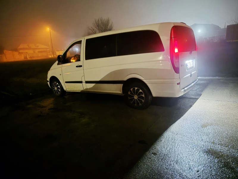 Mercedes-Benz Vito  LONG 2.2 CDI  2011  товарен 4+ 1 климатик, снимка 12 - Бусове и автобуси - 53302356