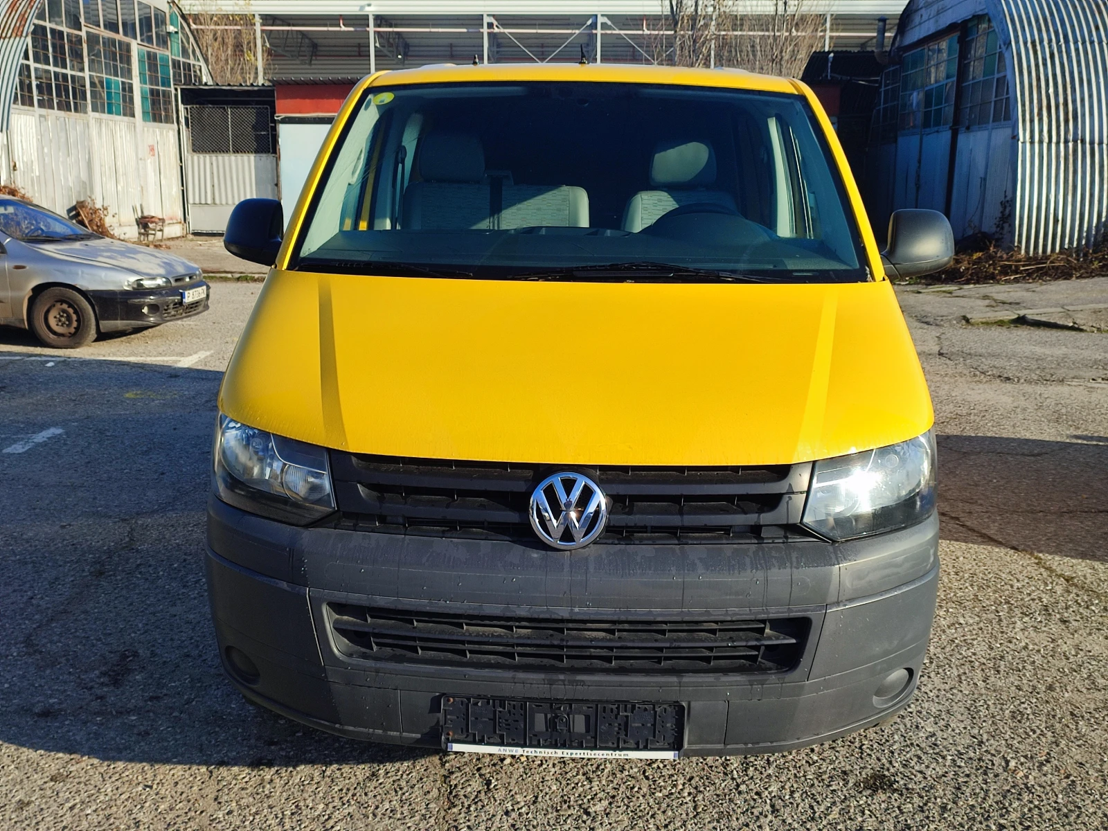VW Transporter 2.0TDI-102kc-ЕВРО5-КЛИМАТИК-ПАРКТРОНИК-ТЕГЛИЧ - изображение 2