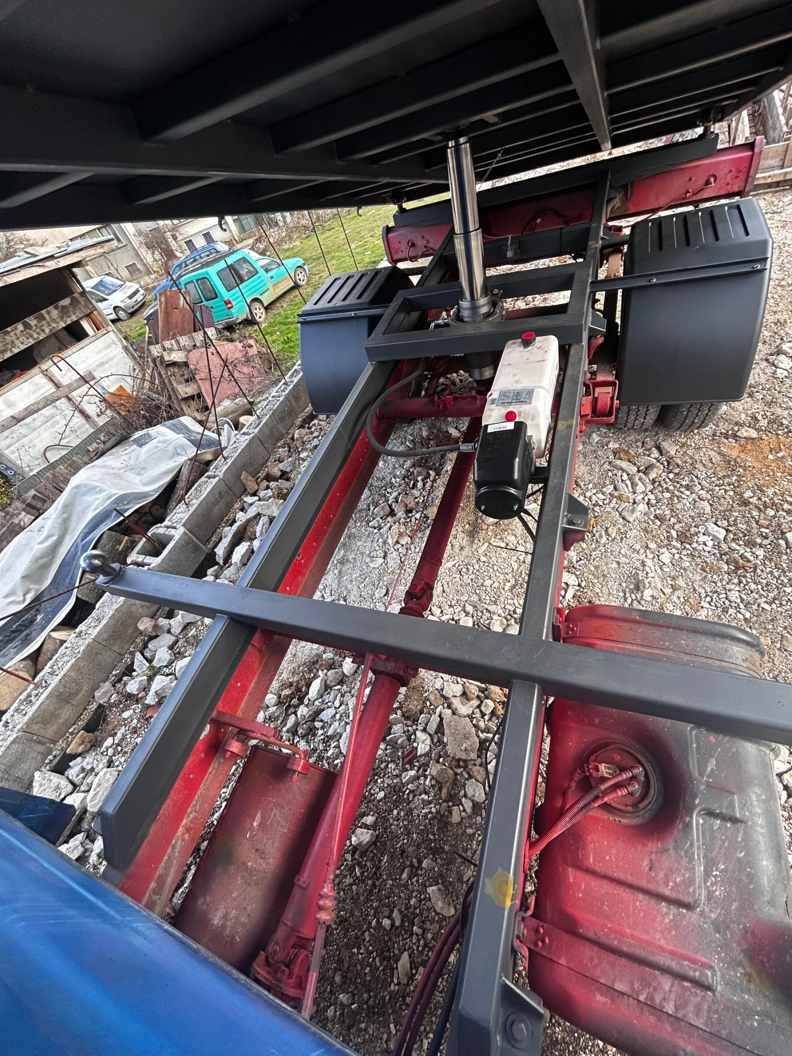 Iveco 35c11 Тристранен самосвал, 2.8 TDI, 110 к.с., с механичн, снимка 10 - Бусове и автобуси - 53978288