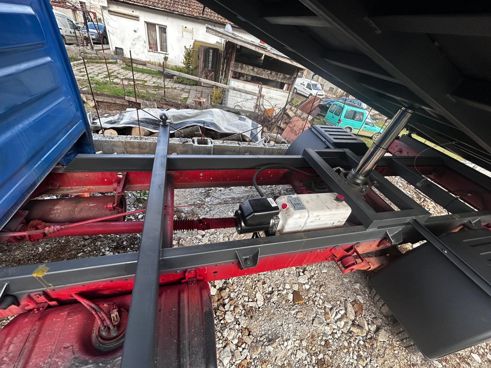 Iveco 35c11 Тристранен самосвал, 2.8 TDI, 110 к.с., с механичн, снимка 7 - Бусове и автобуси - 53978288