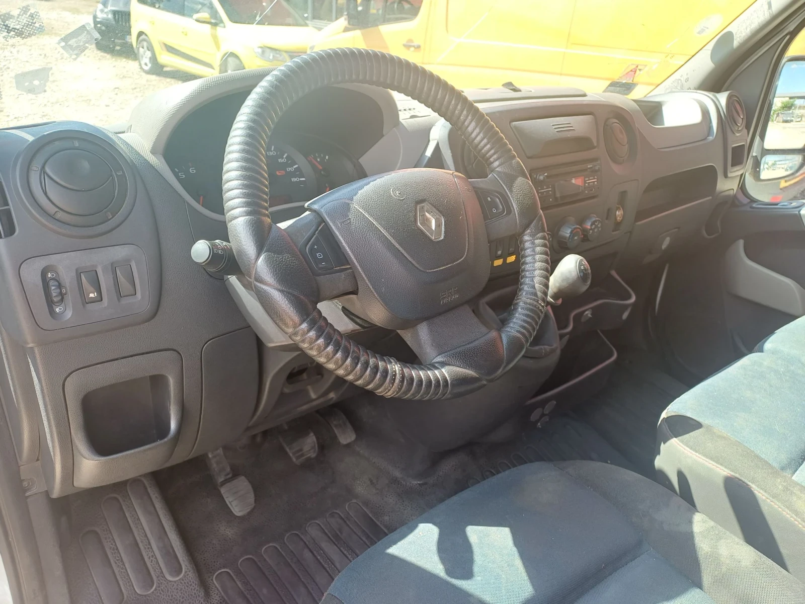 Renault Master 2, 3d, 165p.s., снимка 13 - Бусове и автобуси - 54726161