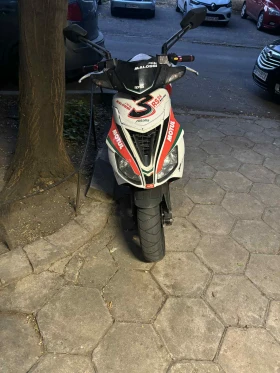  Aprilia Sr