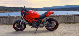     Ducati Monster 696