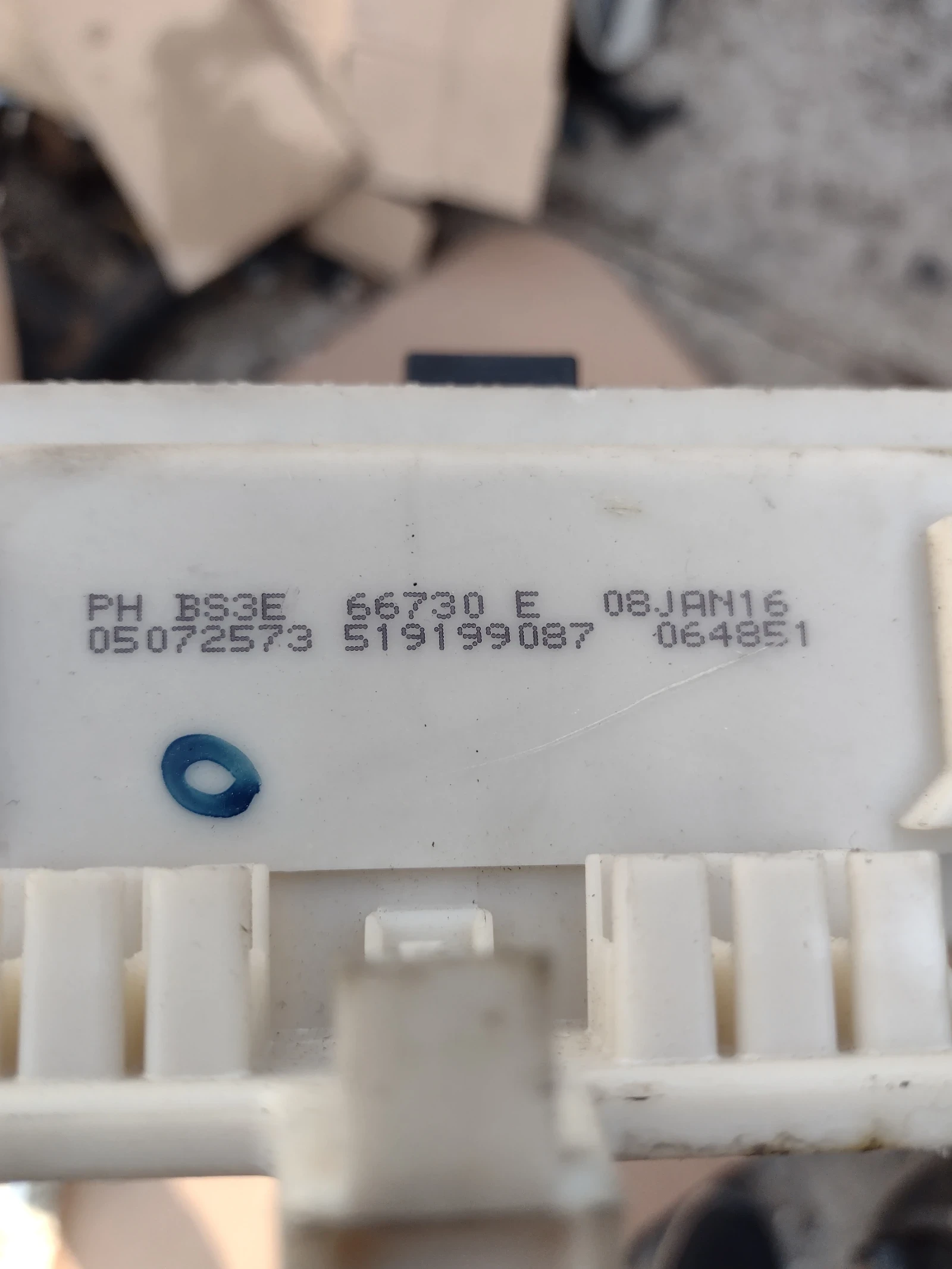 BS3E 66730 E   ��������� ����� /����� � ������������/  �� MAZDA, VOLVO  FoMoCo 519199087 | Mobile.bg � ����������� 3