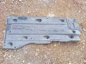 Кора под мотор дясна Фолксваген Голф 7 (ч)