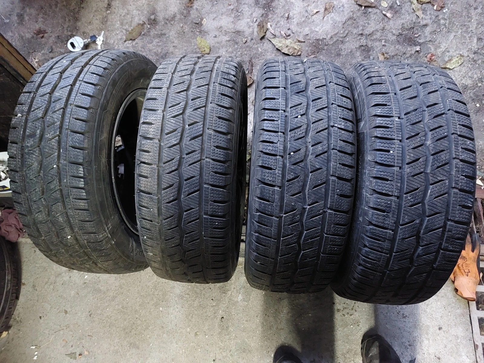 ���� 215/60R16 | Mobile.bg � ����������� 1