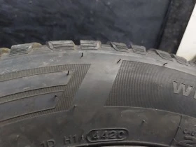 Гуми Зимни 215/60R16, снимка 5 - Гуми и джанти - 39128971