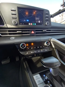 Hyundai Elantra 2.0 / Preferred + Tech & Sun / , снимка 11