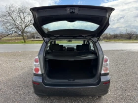 Toyota Corolla verso 2.2/136кс./КАТО НОВА, снимка 16