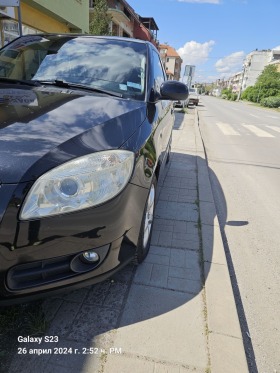 Skoda Fabia 1.4 16V, снимка 4 - Автомобили и джипове - 45354393